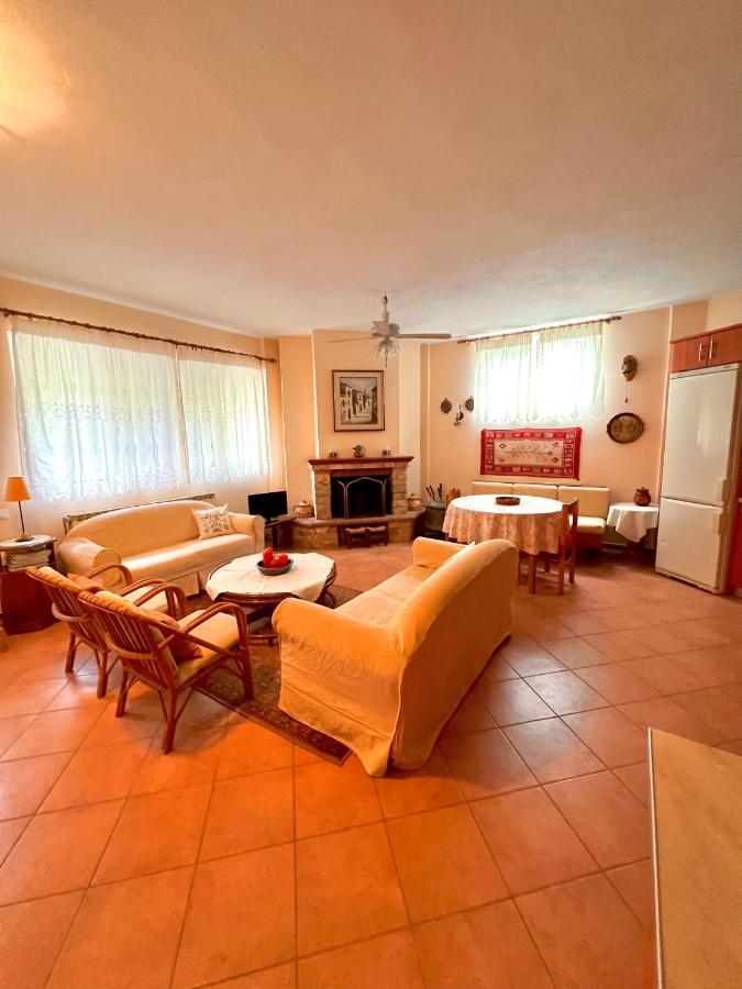 Yellow House Oropos Nea Palatia Exterior foto